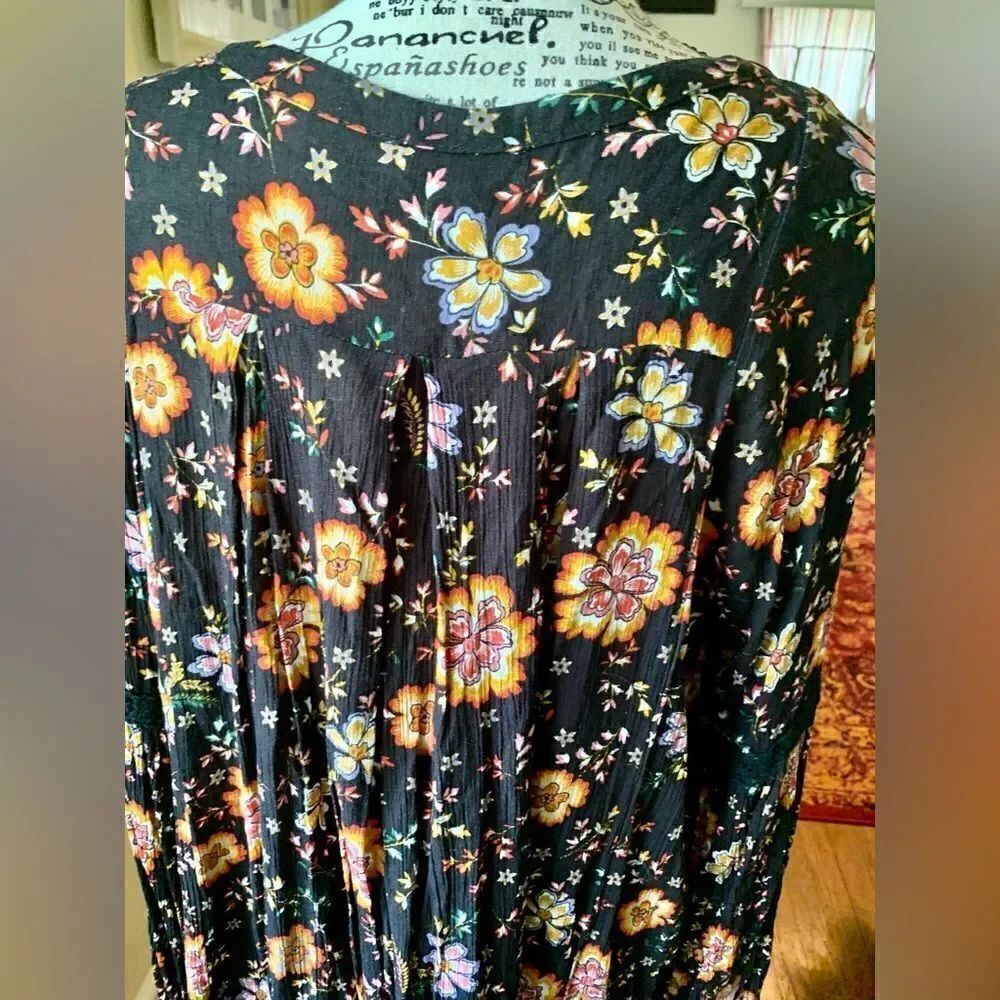 Umgee Floral Top  - Picture 5 of 6